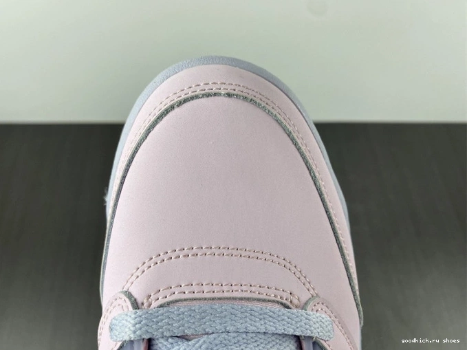 5 DV0562-600 Easter Jordan Air 0815